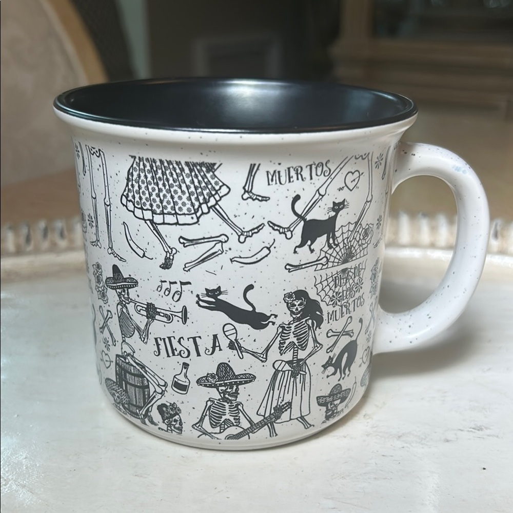 Market Finds Fiesta Mug  NWOT